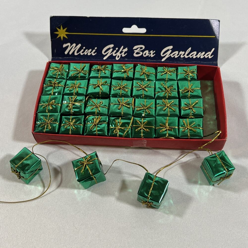 Vintage NEW Mini Gift Box Garland Green & Gold 9 Ft of String or Use For Crafts
